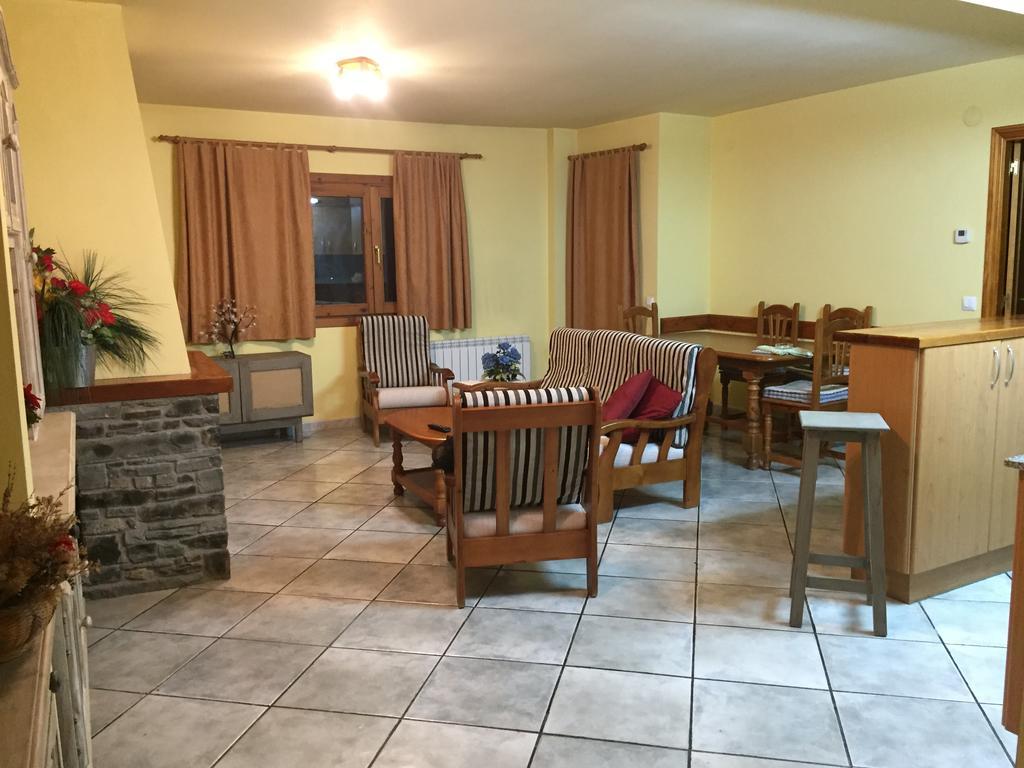 La Fusteria Del Casat Apartment Sarroca de Bellera Ngoại thất bức ảnh
