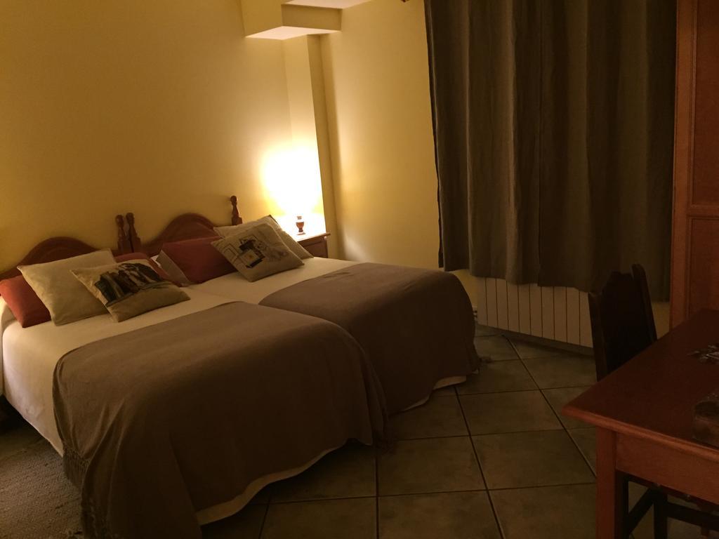 La Fusteria Del Casat Apartment Sarroca de Bellera Ngoại thất bức ảnh