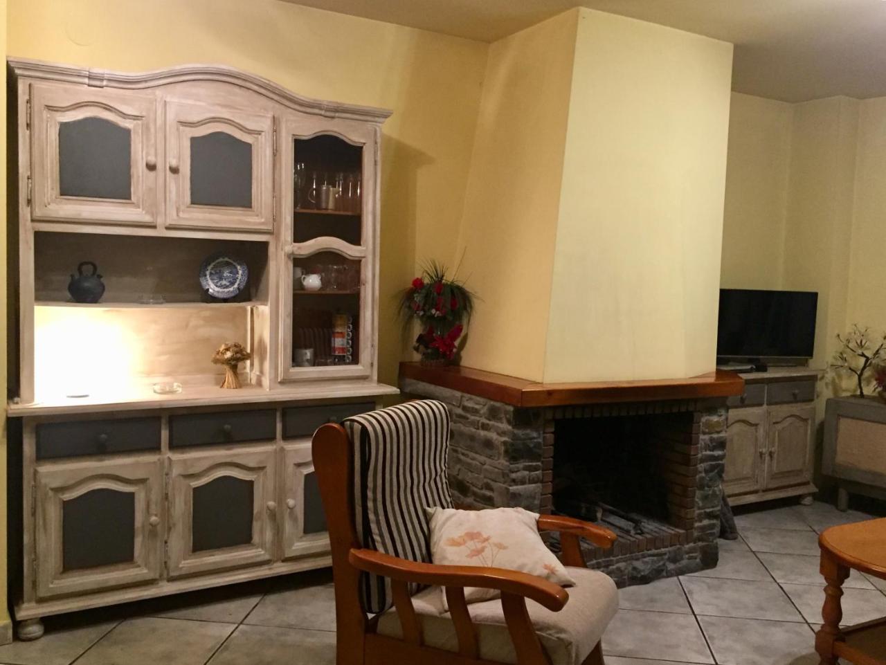 La Fusteria Del Casat Apartment Sarroca de Bellera Ngoại thất bức ảnh